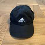Czapka z daszkiem Adidas  – uniwersalny rozmiar