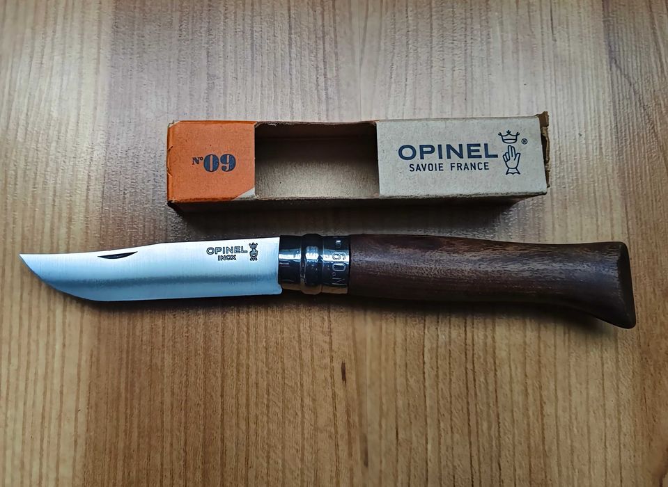 Нож кухонный Opinel №9 VRI, олива тонировка Danish oil Luxury Range