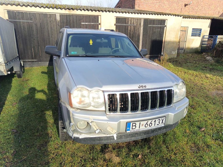 Jeep grand Cherokee wk +dół silnika.