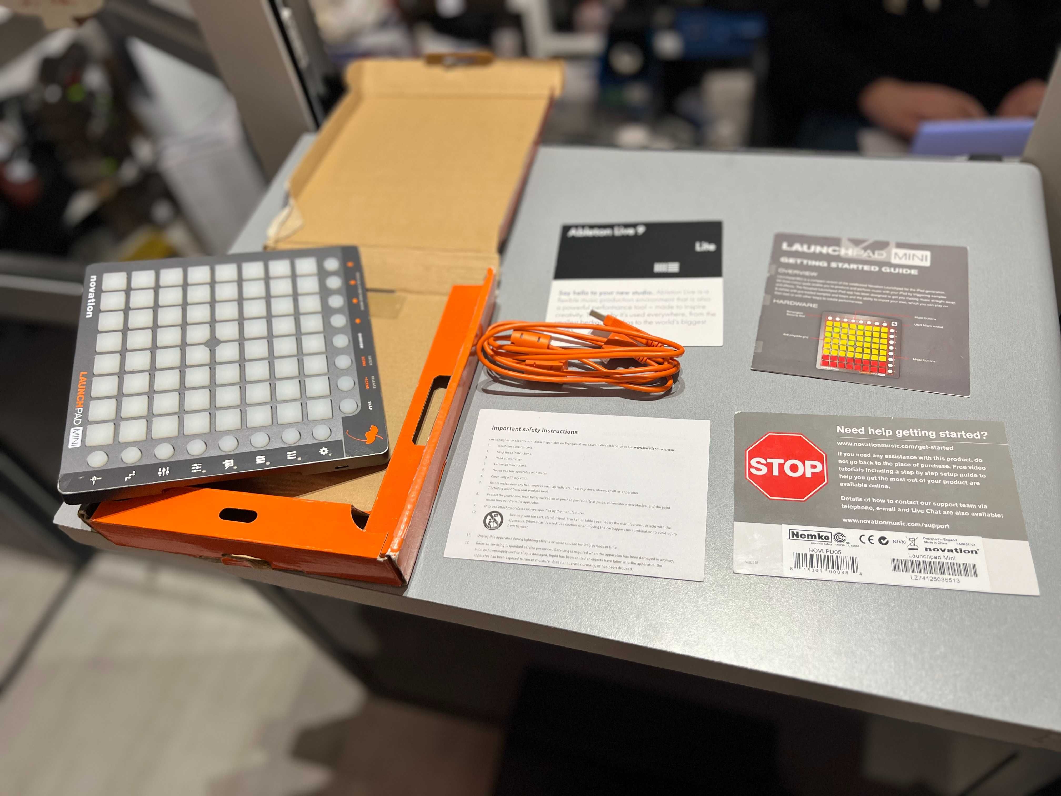Novation Launchpad mini Super tan!!