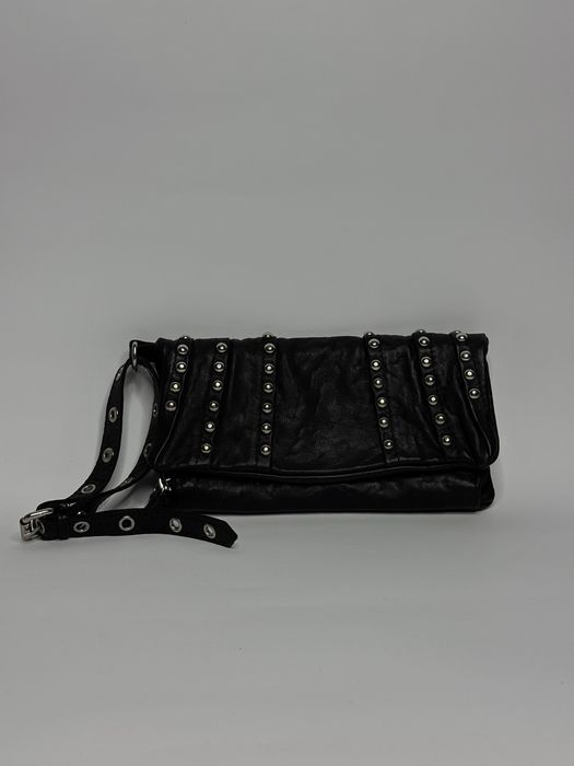 Leather sleazy clutch bag with metal rivets кожаний клатч