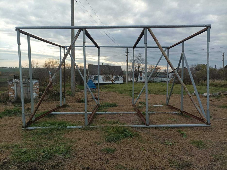 Продам металевий каркас 6*4*3.7