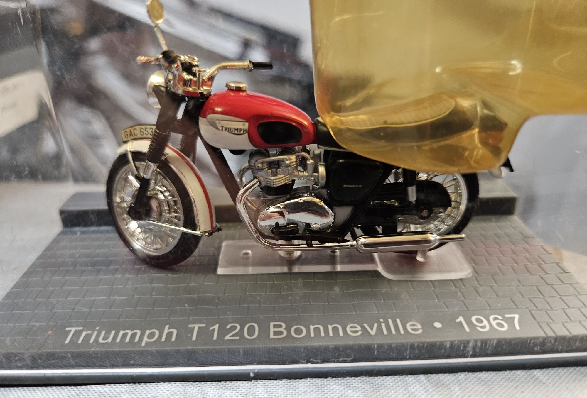 Miniatura Triumph T120 bonneville 1967
