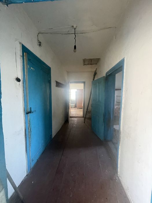 Будинок під ремонт, з газом, водою