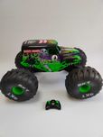 Monster Jam RC Mega Grave Digger zdalnie sterowany A