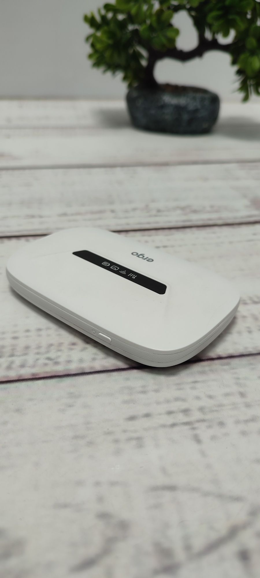 Мобільний роутер 4G Ergo M0263