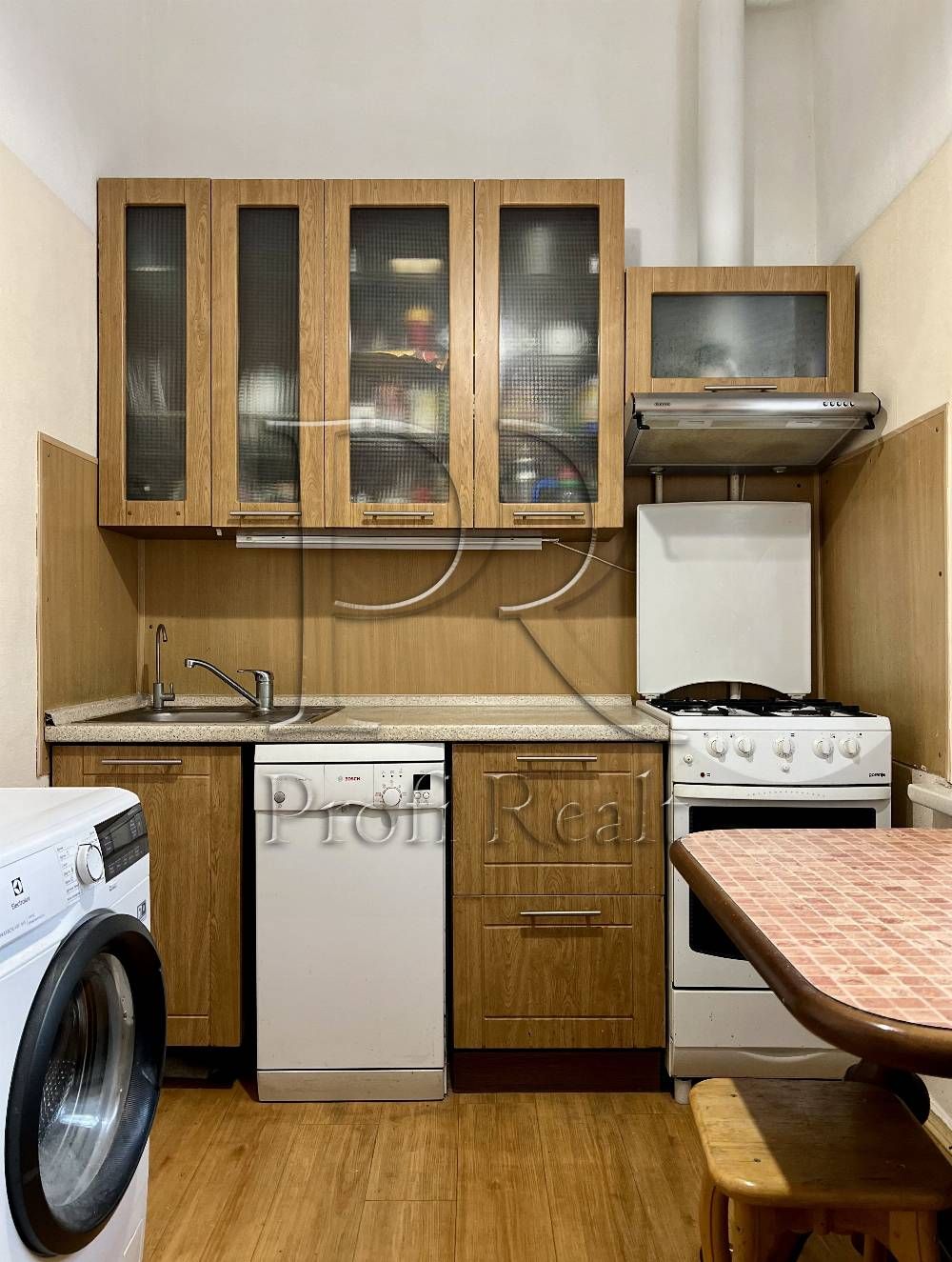 Продаж 2 кім. квартири вул. Михайлівська, 22-Б/м.Хрещатик/Золоті Ворот