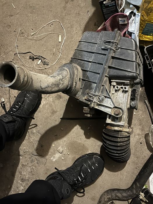 Расходомер Опель Омега А 2.0