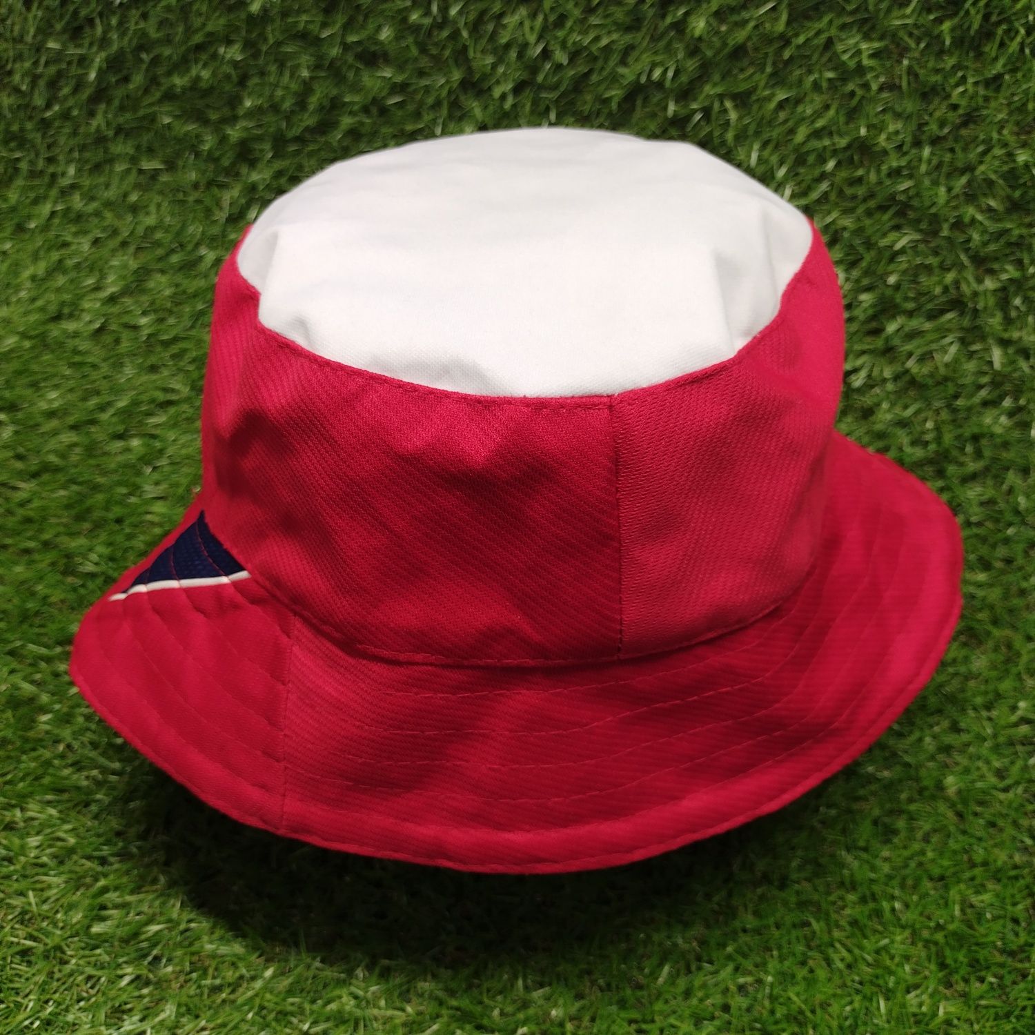 Czapka buckethats Bayern Monachium