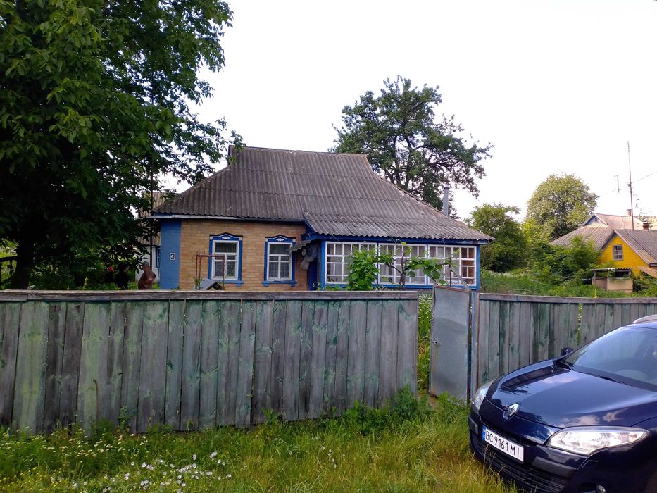 будинок дім хата садиба дворище маєток дача