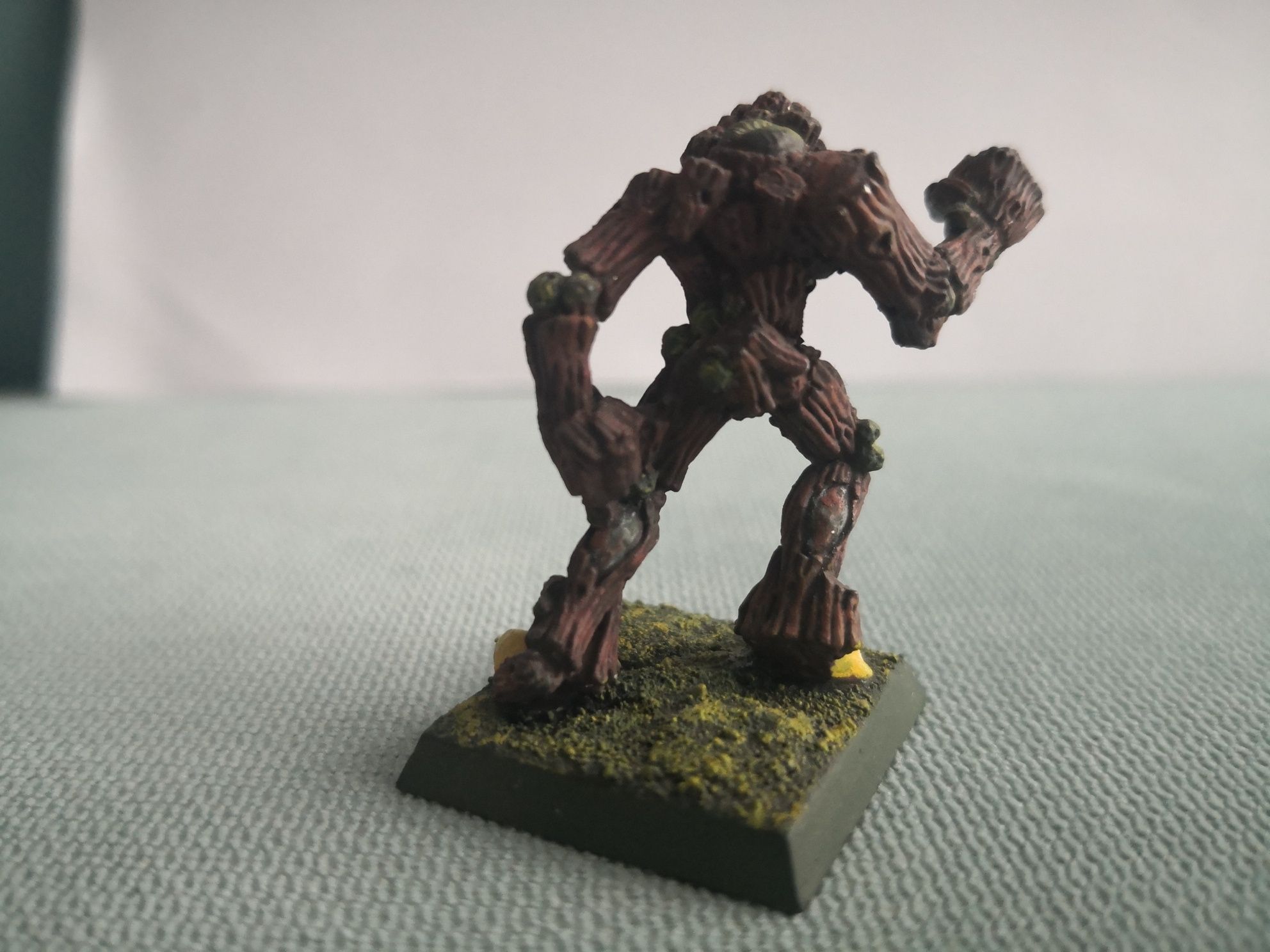 Warhammer Wood Elf Treeman figurka