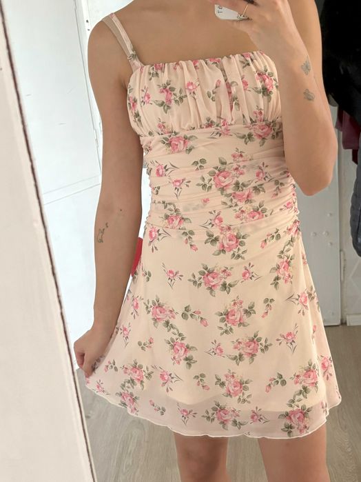 Romantyczna letnia sukienka w kwiaty marszczenia rozmiar S