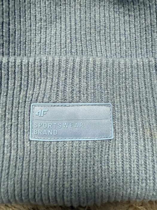 Czapka zimowa 4f fiolet niebieska pakiet