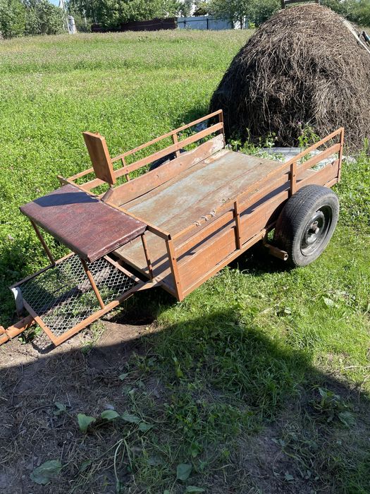 Саморобний причіп до мотоблока.