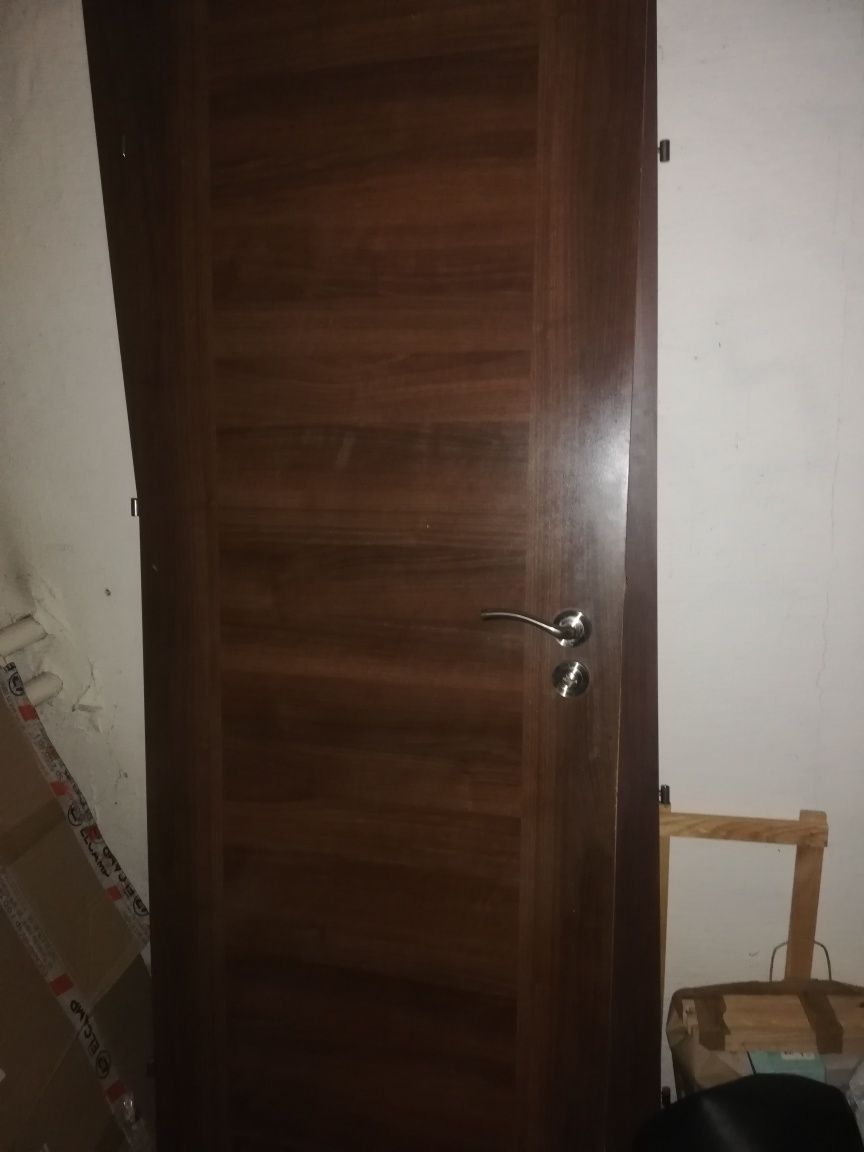 Dzwi łazienkowe lewe z klamką 70 cm