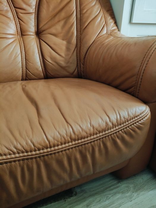 Sofa  fotel i  2 pufy