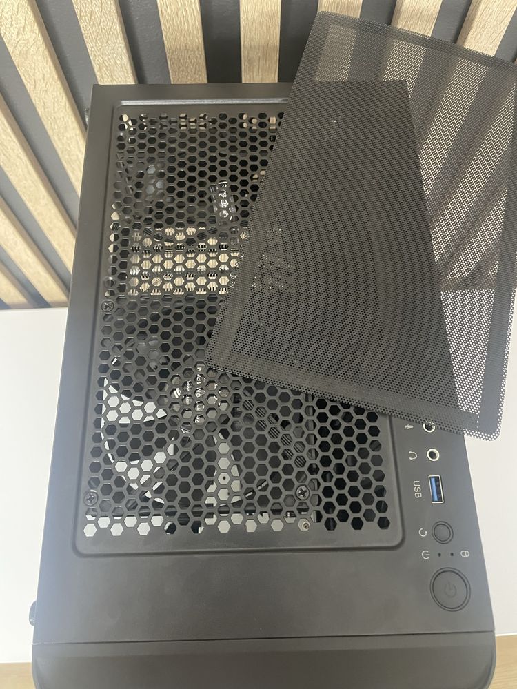 Komputer RTX 3070 vison,ryzen 5,16gb RAM