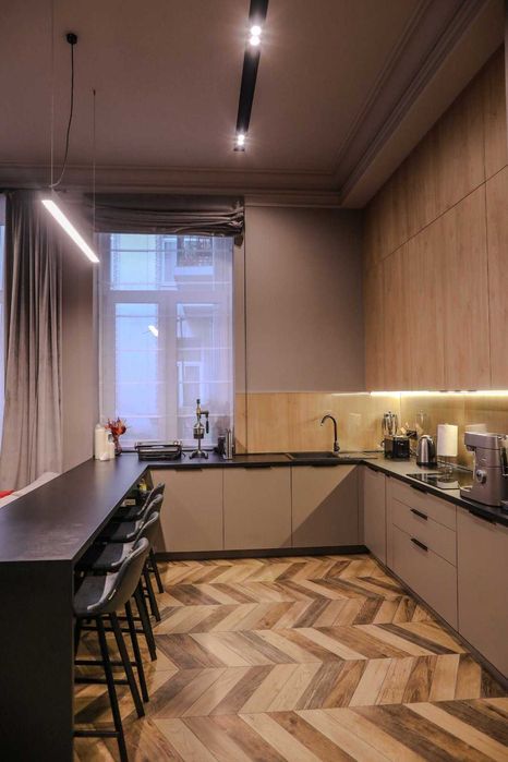 вул. Січових Стрільців. Центр Львова. Дизайн ремонт. Сауна. ОРЕНДА!