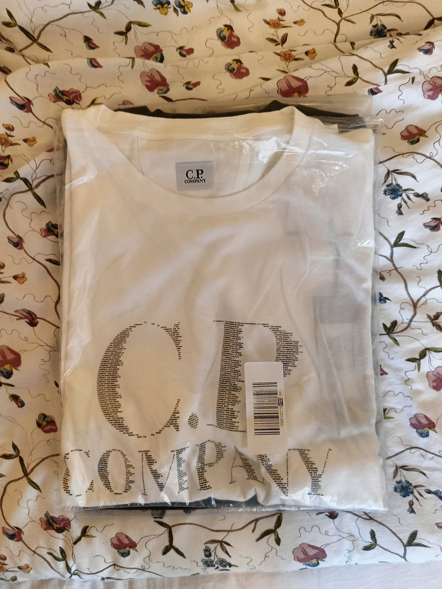 Nowa koszulka CP Company rozmiar XL biała
