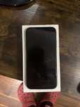 iPhone 11 z pudełkiem  IPhone XR