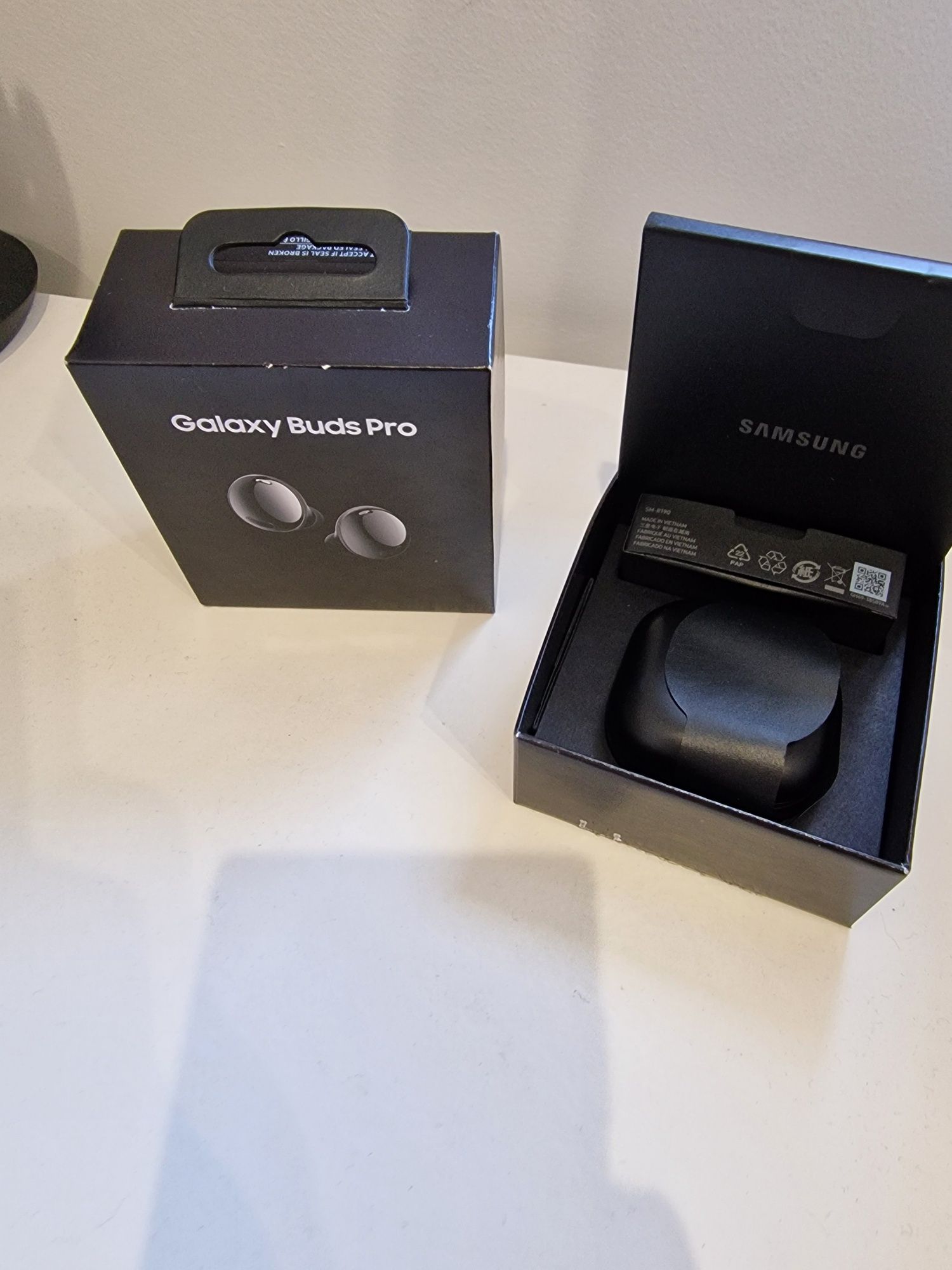 Samsung galaxy S22 com fatura + galaxy buds pro