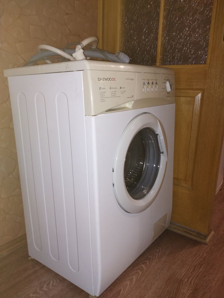 Стиральная машинка Daewoo DWD-M8011A на з/ч