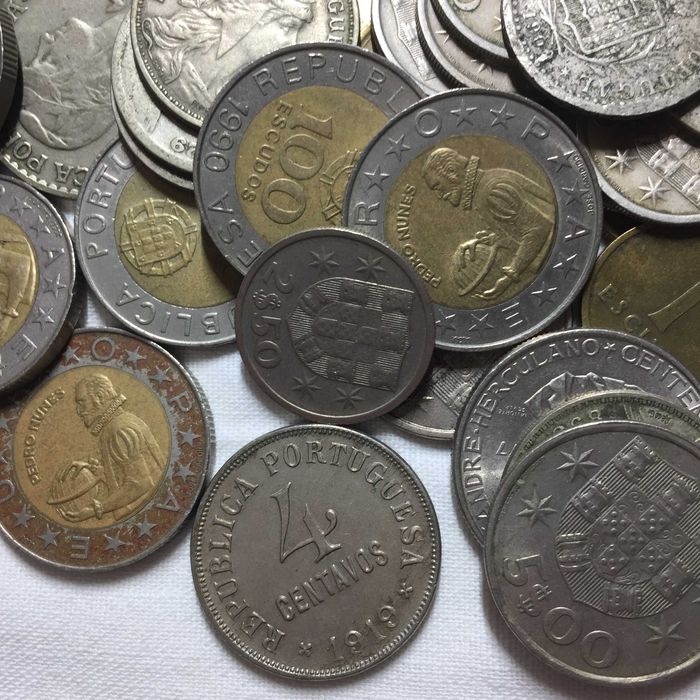 Lote 113 moedas de PORTUGAL