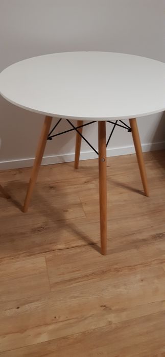 Zestaw stolik z krzesłem