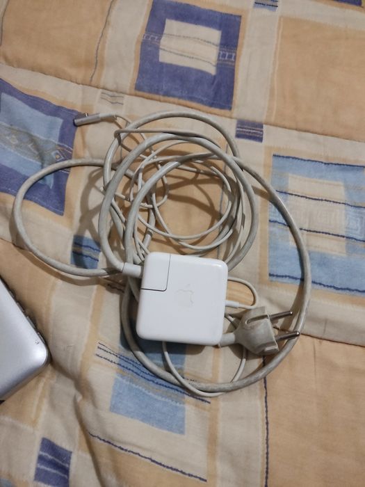 MacBook Pro 15" (Early 2011) - Para Peças