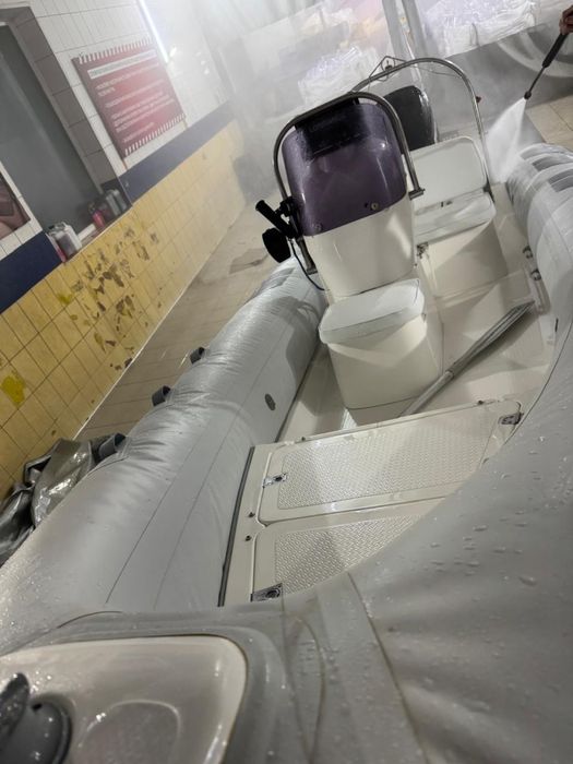 Катер BRIG 6 метров