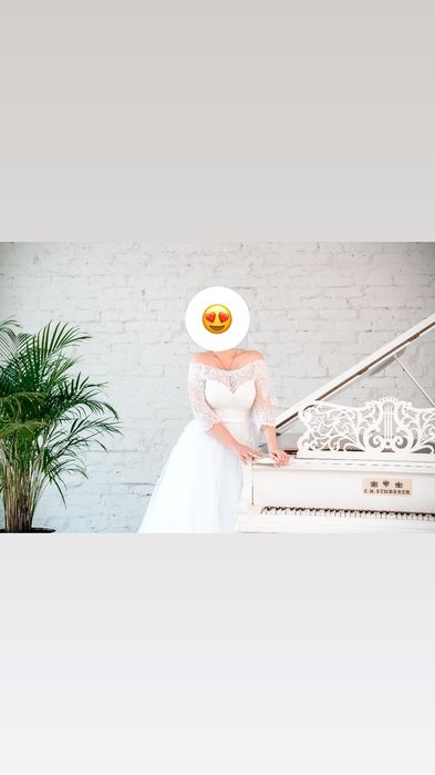 Весільне плаття білого кольору