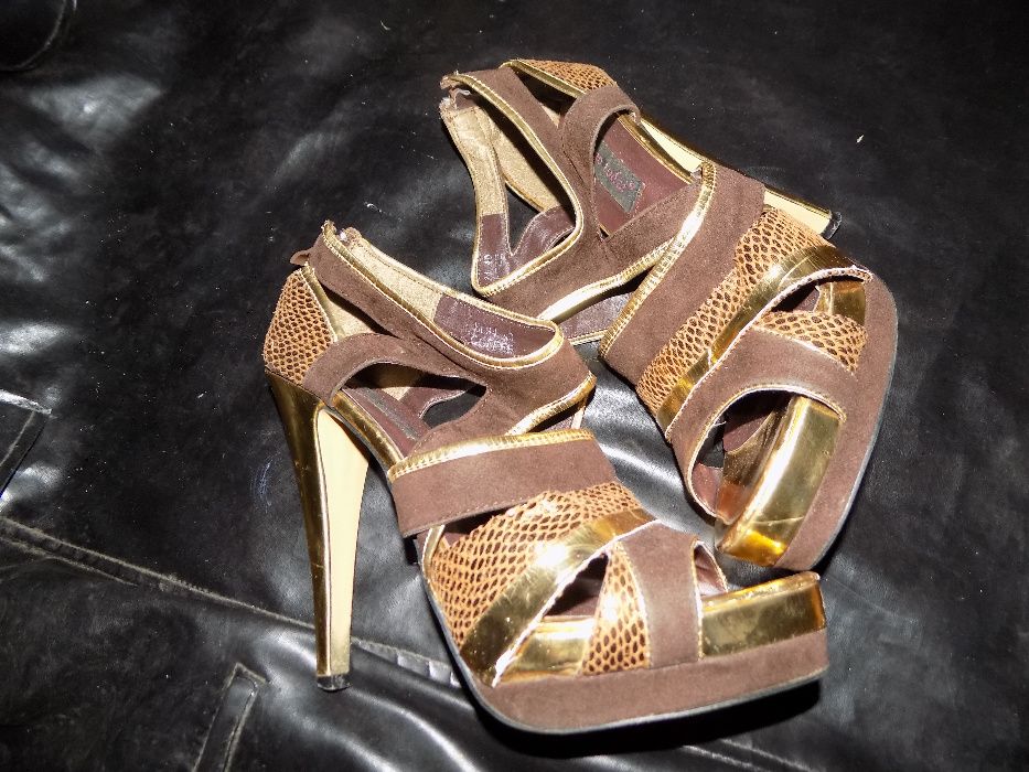 Złote szpilki, sandały, sandałki Sergio Lodzi markowe - rozmiar 40