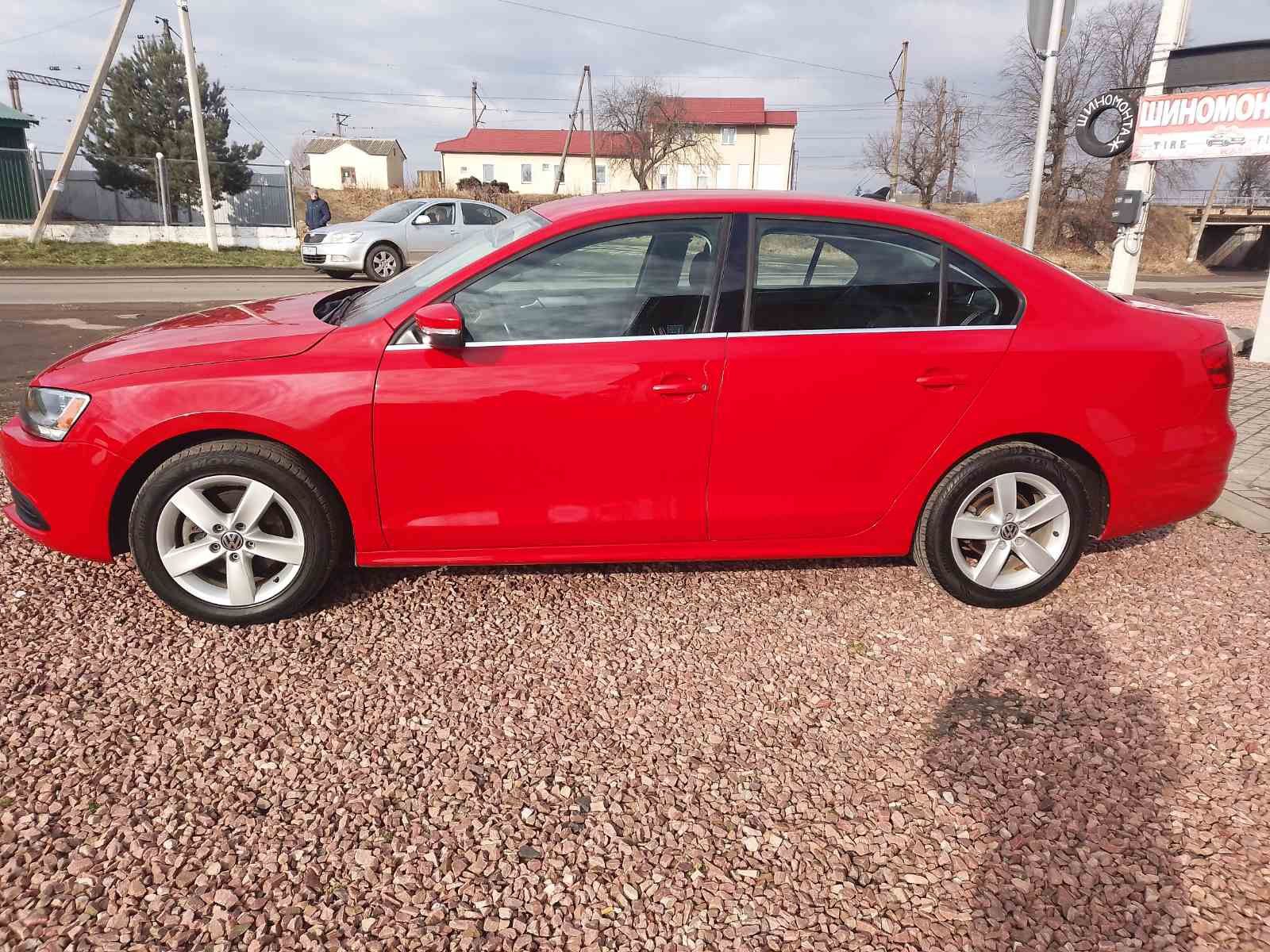 VW jetta  2.0 diesel 2013