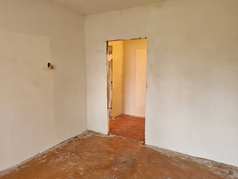 2 кімнатна квартира 48м2 з роздільними кімнатами по вул. Доценко-KI