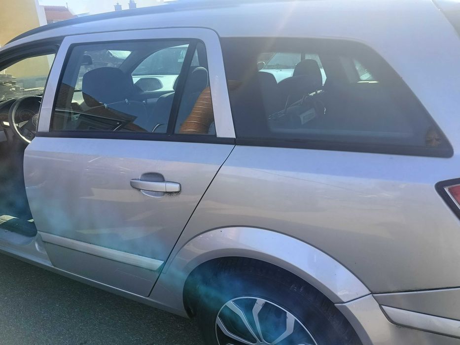 opel astra h 2005r 1.6 benzyna