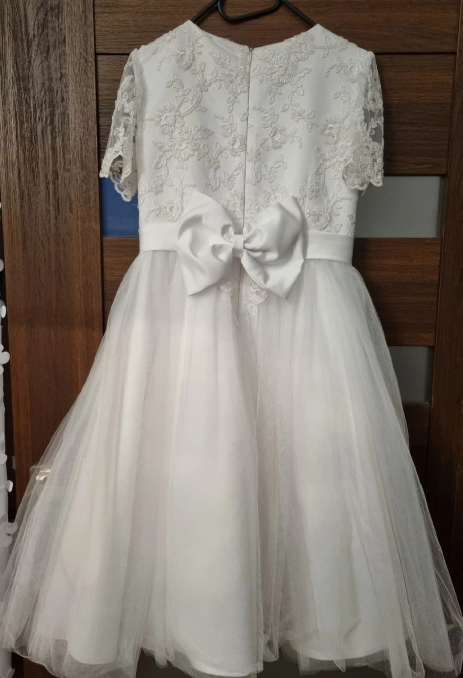 Suknia sukienka komunia pokomunijna biała koronka tiul 152 cm
