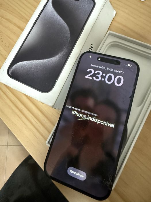 Vendo iphone 15 pro tela quebrada para recuoeracao ou rerirada de peca