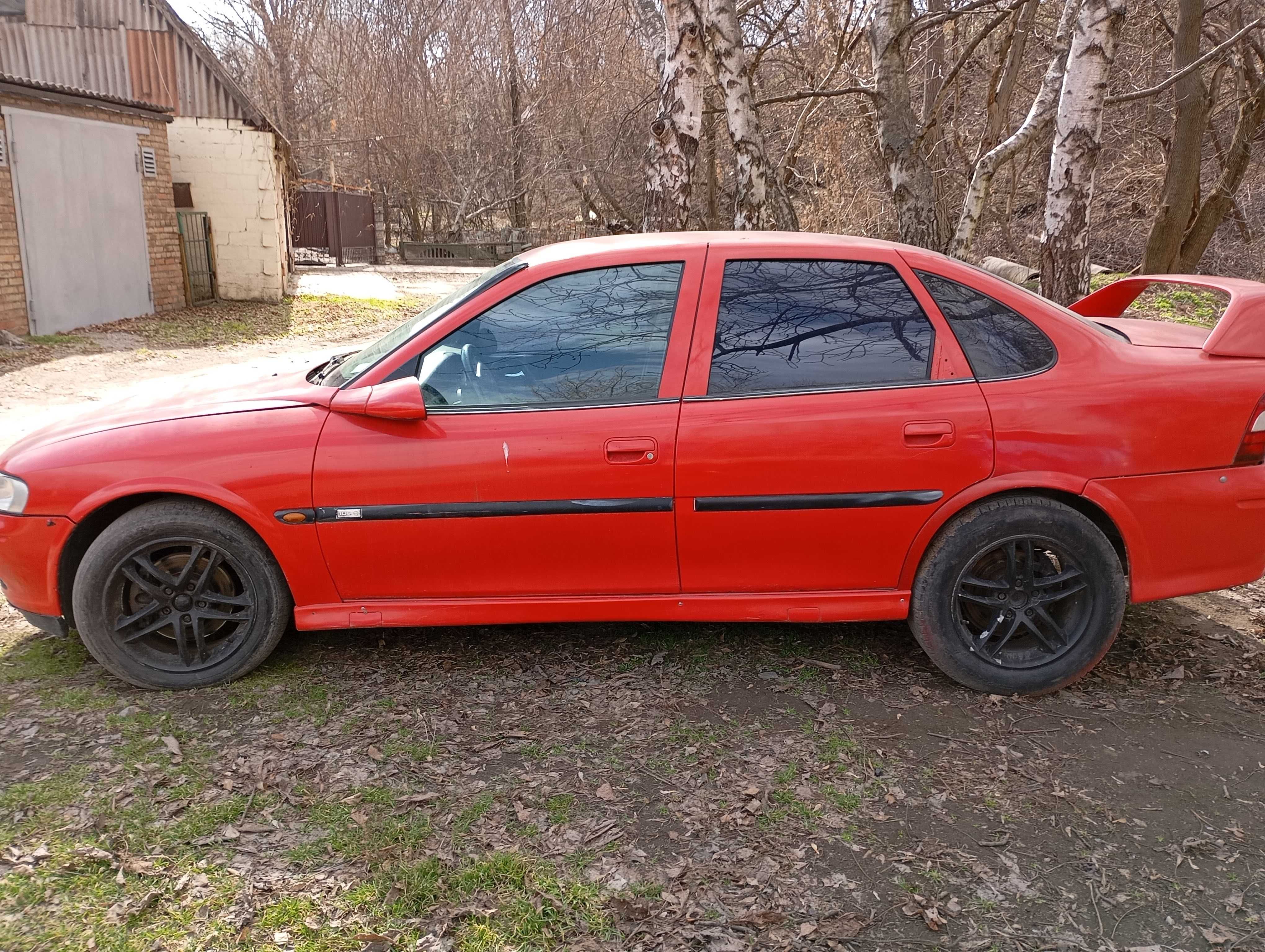 В рассрочку Opel Vectra АКПП двигатель X25XE на газу