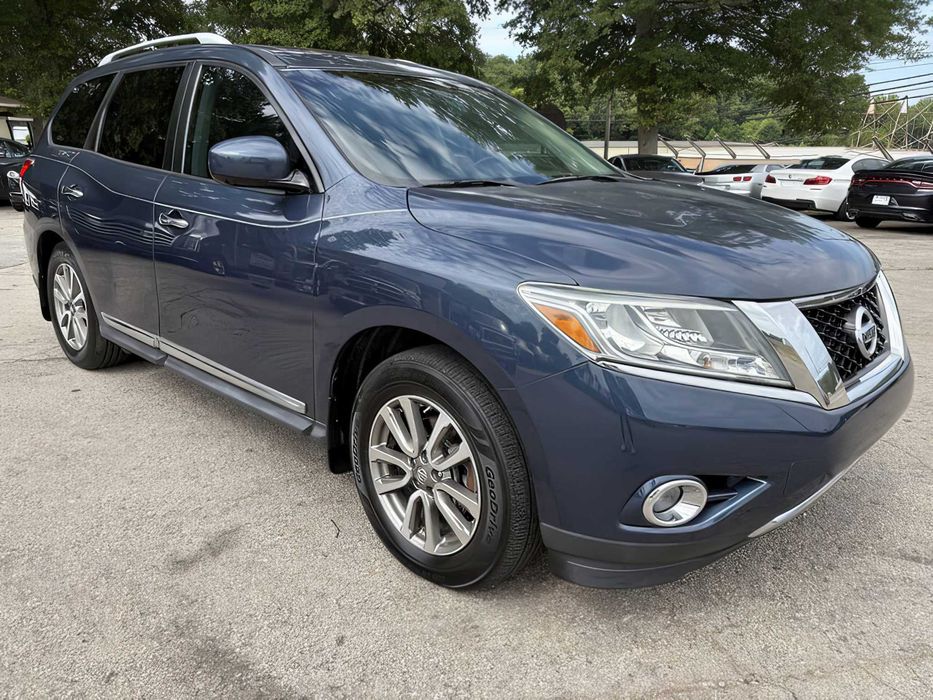 Nissan Pathfinder      2015