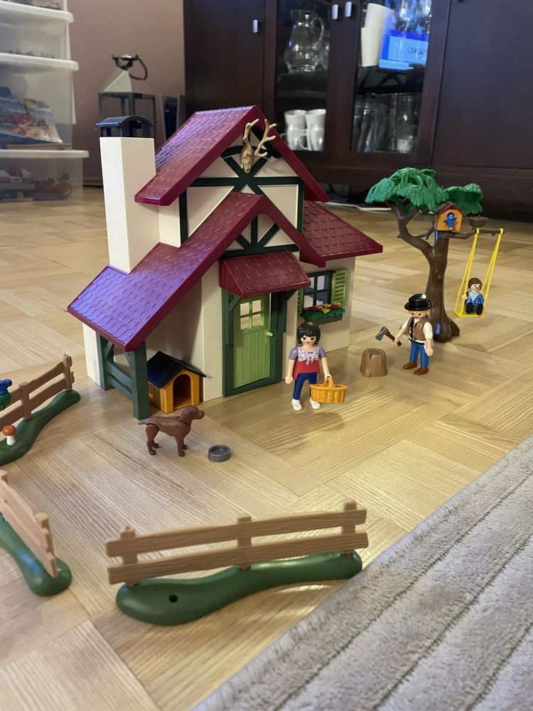 Playmobil domek leśniczego leśniczówka 6811