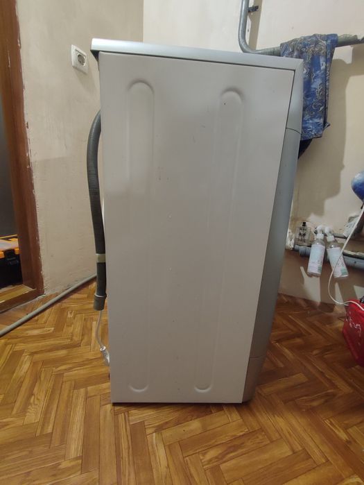 Пральна мшинка Індезіт на 6кг