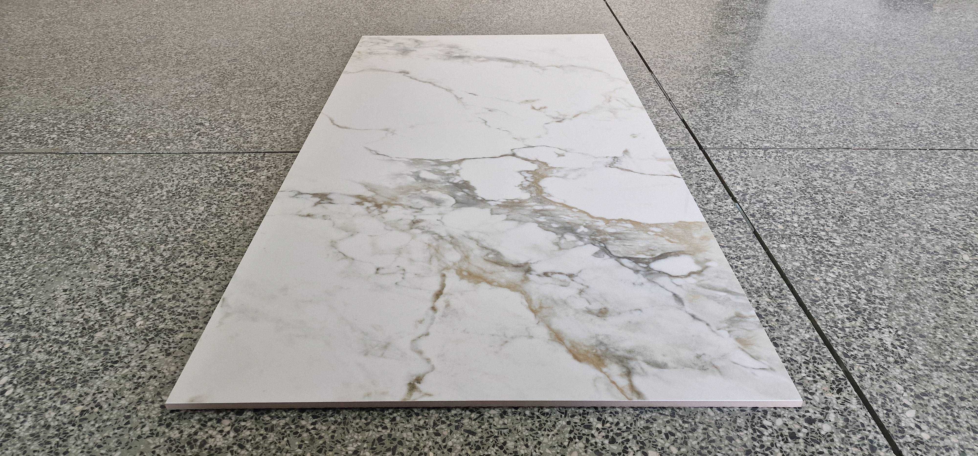 Tani Gres Polerowany duży format marmurkowy Lilac Marble 60x120 Gat I