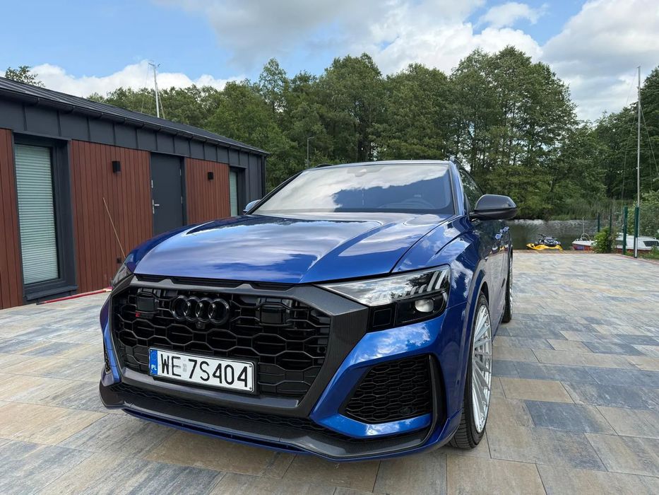 Audi RS Q8 Bang & Olufsen 3D, Hamulce Ceramiczne, Carbon, Hak holowniczy,