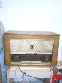 Rádio antigo alemão Kapsch & Söhne Novella