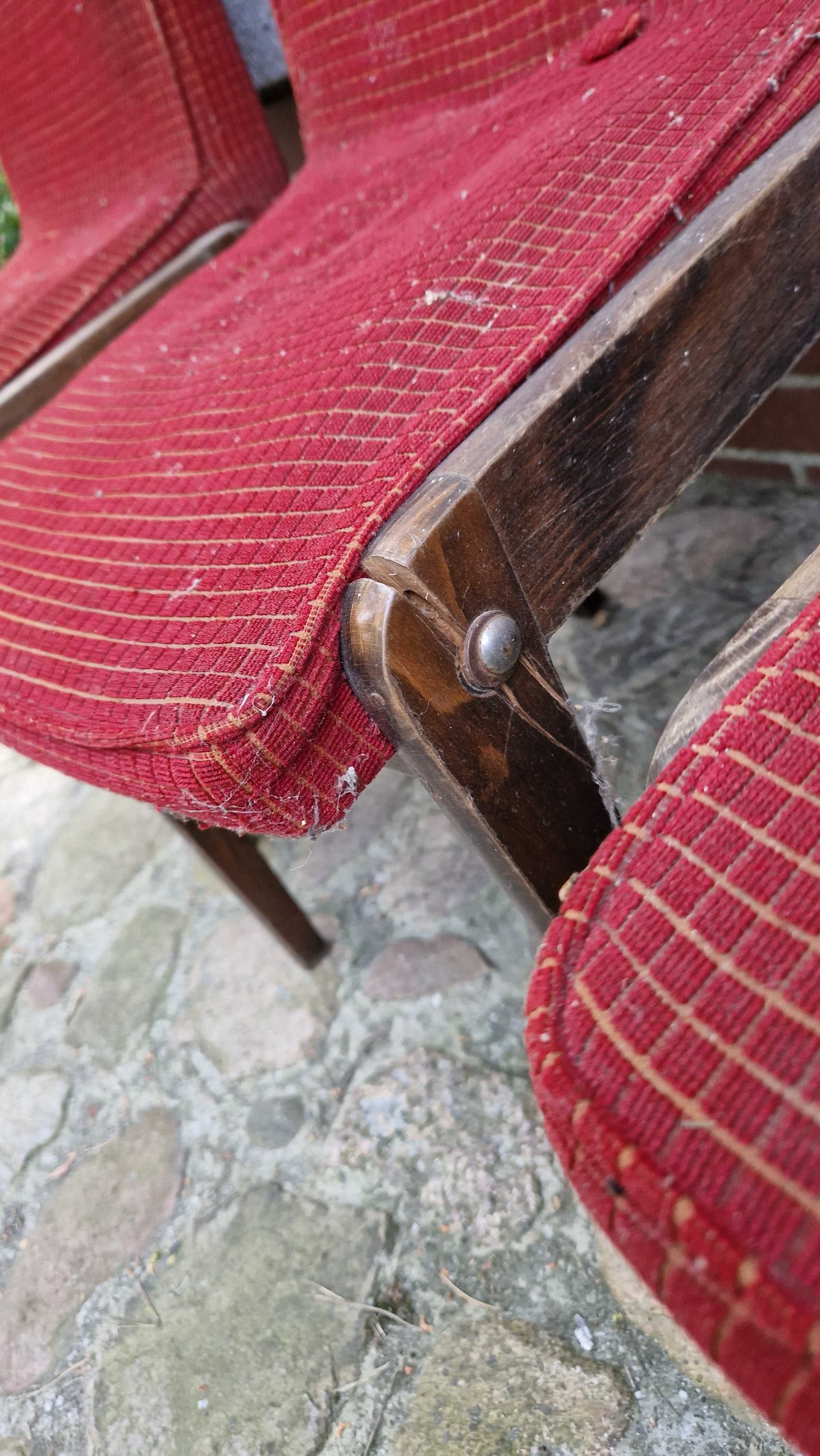 Stare krzesła z okresu PRL