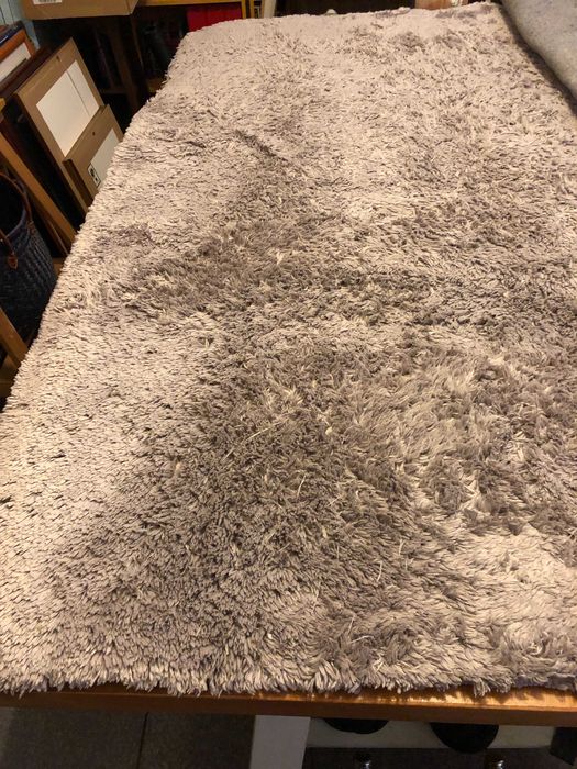 Carpete 2,00X2,60 cor cinzenta