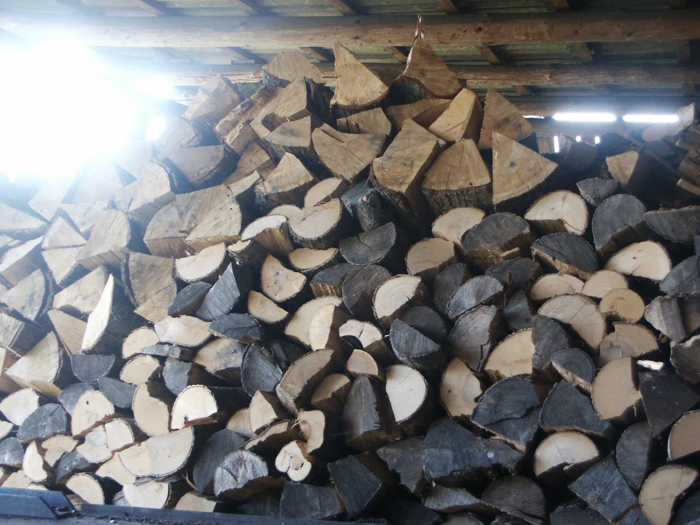 Drewno kominkowe opałowe sezonowane suche DĄB - Tanio