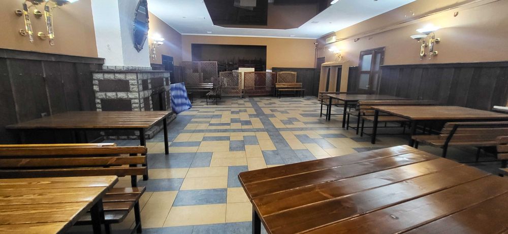 Продаж приміщення з мебелью та з обородованієм вул. Космічна .