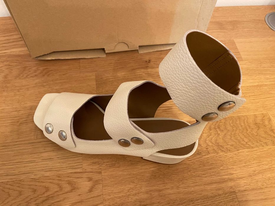 Sandálias Zara em Pele Texturada