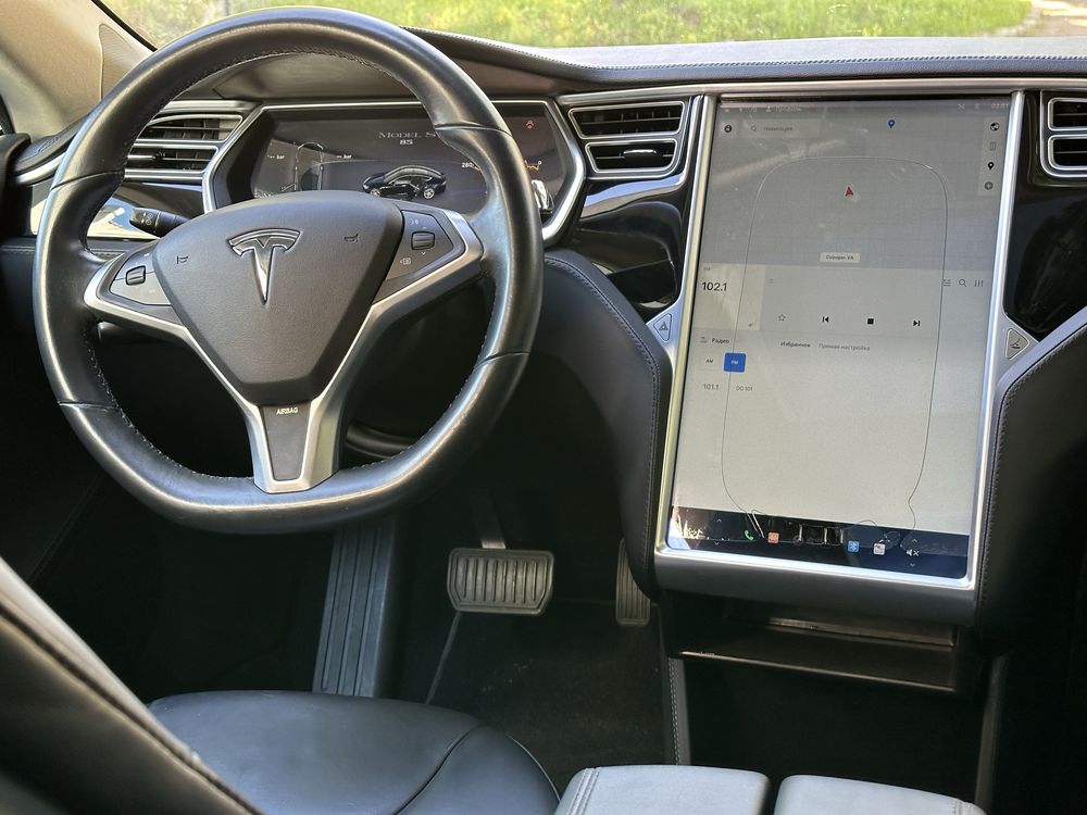 2013 Tesla model S 85 kWh